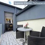 & Living Am Wartturm