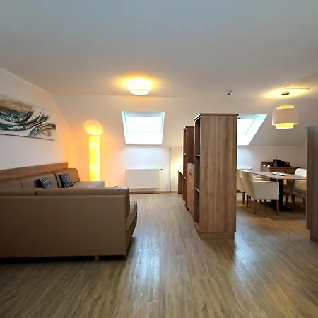 & Living Am Wartturm Hotel Spira