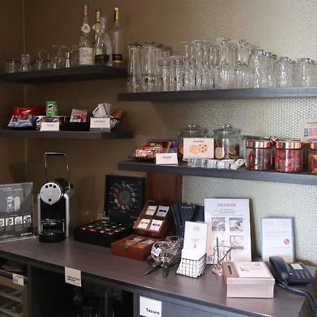 & Living Am Wartturm - & 3*