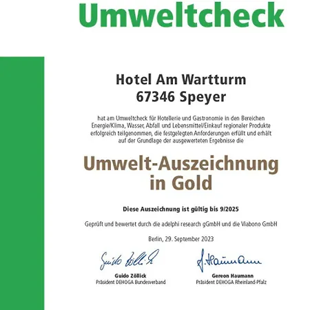 & Living Am Wartturm - & 3* Speyer