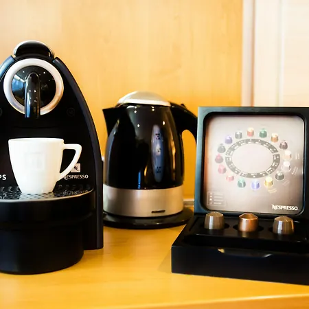 & Living Am Wartturm - &