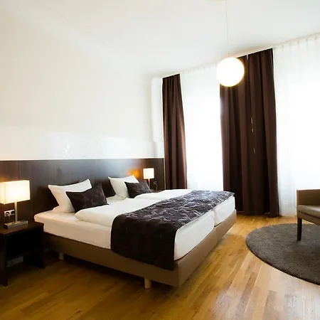 Hotel & Living Am Wartturm - & 3*