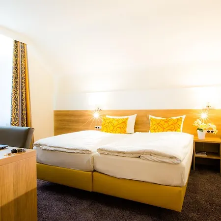 Hotel & Living Am Wartturm - & Speyer