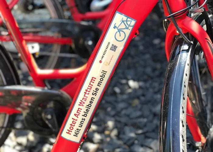 & Living Am Wartturm