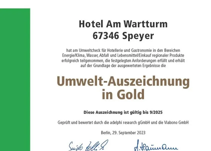 & Living Am Wartturm 3* Speyer