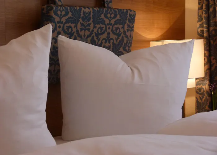 & Living Am Wartturm