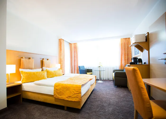 & Living Am Wartturm