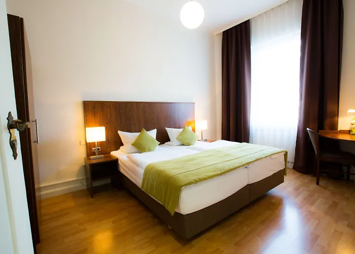 Hotel & Living Am Wartturm Spire