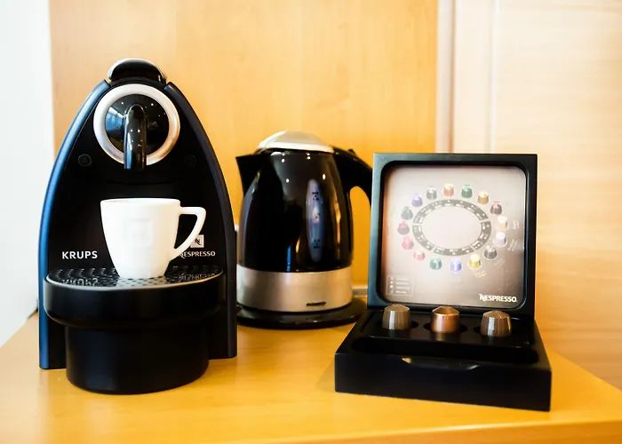 & Living Am Wartturm