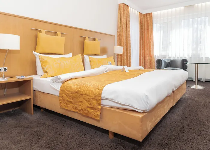 & Living Am Wartturm Hotel Spire