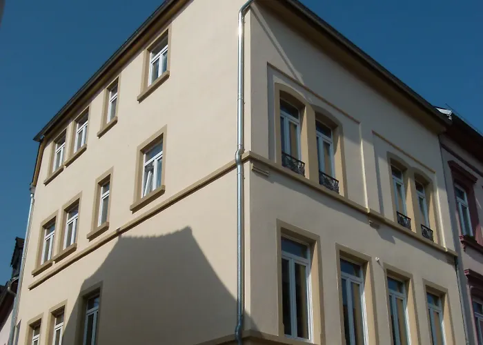 & Living Am Wartturm Hotel