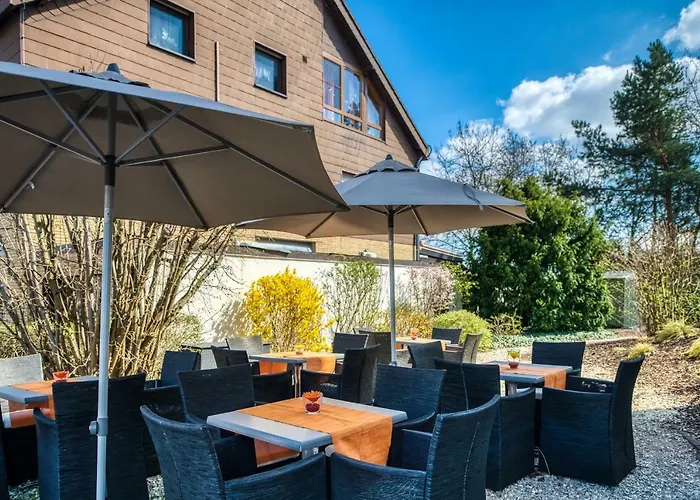 & Living Am Wartturm 3* Spire